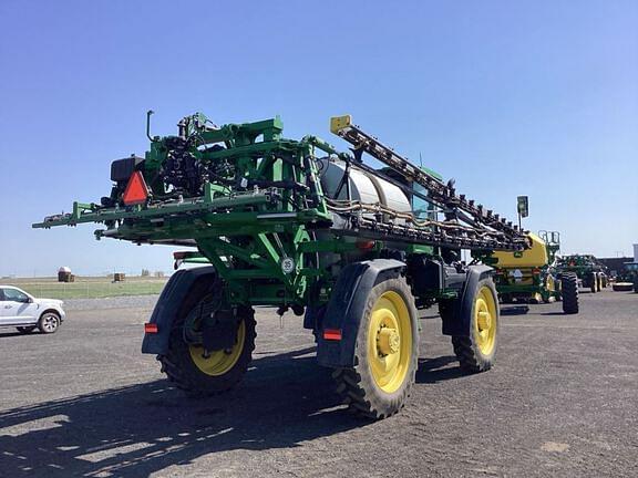 Image of John Deere 616R equipment image 4