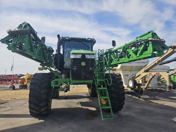 Image of John Deere 616R equipment image 2