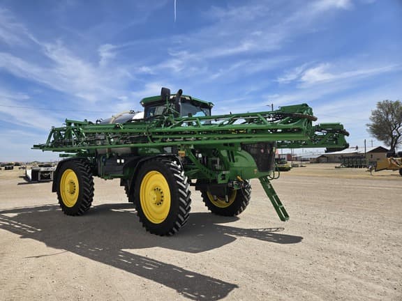 Image of John Deere 616R equipment image 4