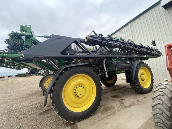 Image of John Deere 616R equipment image 4