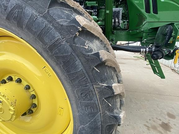 Image of John Deere 616R equipment image 3