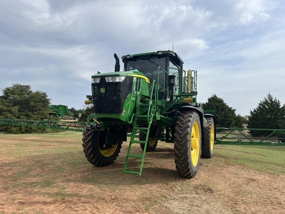 Image of John Deere 616R equipment image 2