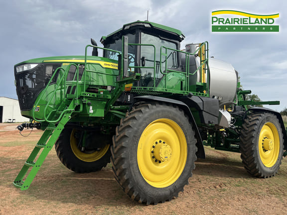 2024 John Deere 616R Equipment Image0