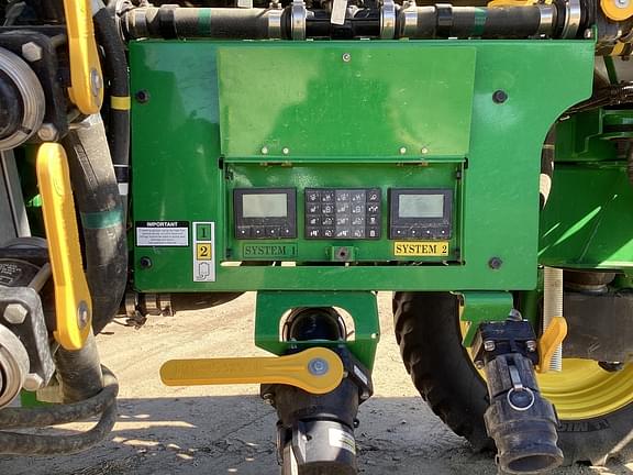 Image of John Deere 616R equipment image 3