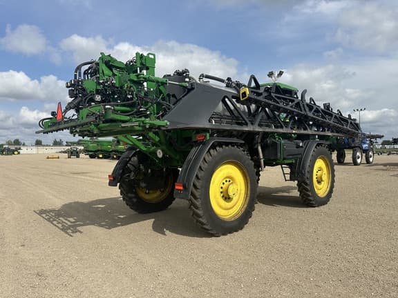 Image of John Deere 616R equipment image 3