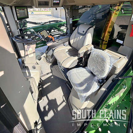 Image of John Deere 616R equipment image 4