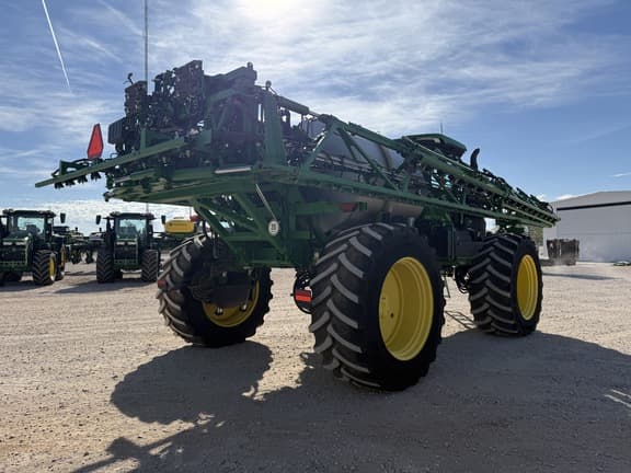 Image of John Deere 616R equipment image 4