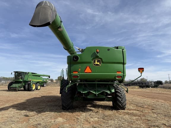 Image of John Deere 616R equipment image 3