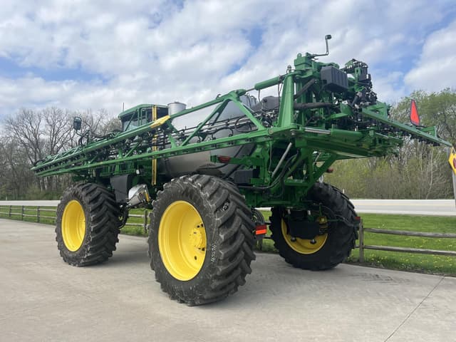 Image of John Deere 616R equipment image 3