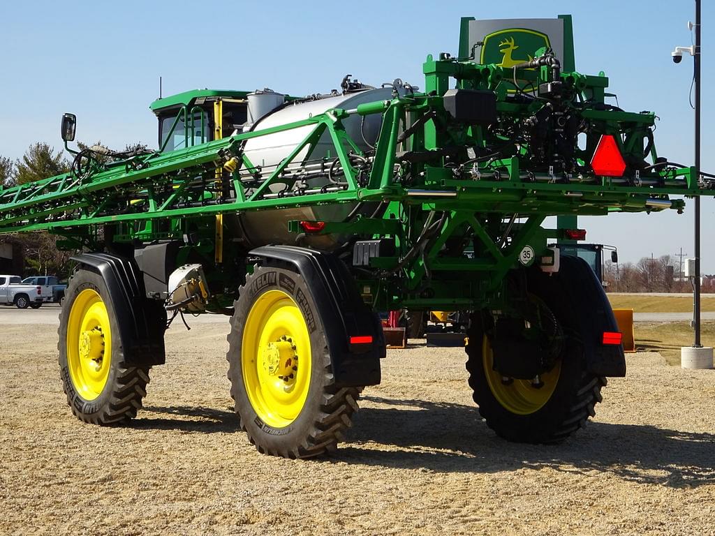 Image of John Deere 616R Primary image