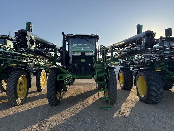 Image of John Deere 616R equipment image 1