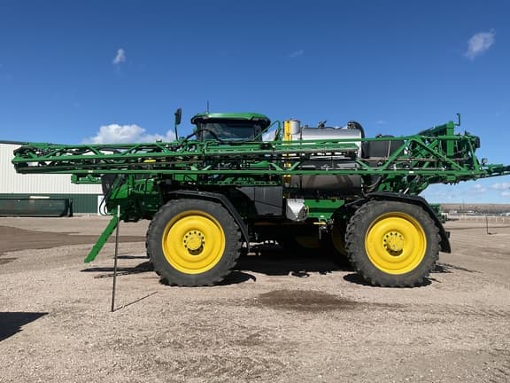 Image of John Deere 616R equipment image 3