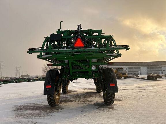 Image of John Deere 616R equipment image 3