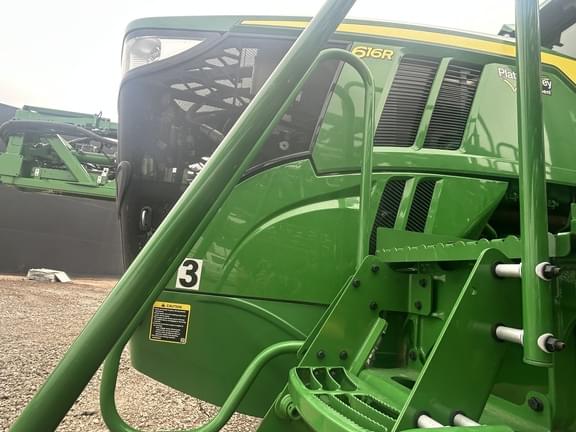 Image of John Deere 616R equipment image 1