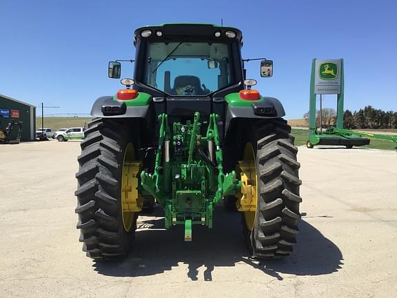 Image of John Deere 6175M equipment image 4