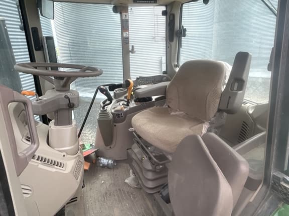 Image of John Deere 6175M equipment image 4