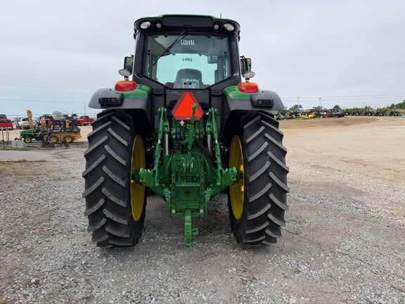 Image of John Deere 6175M equipment image 3