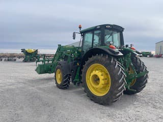 Image of John Deere 6175M equipment image 4