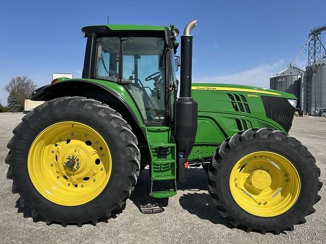 Image of John Deere 6175M equipment image 3