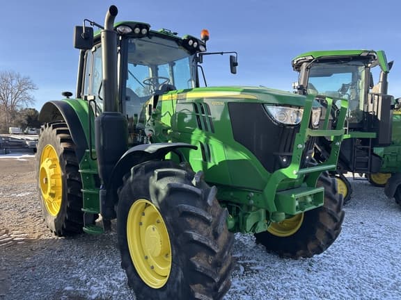 Image of John Deere 6175M equipment image 4