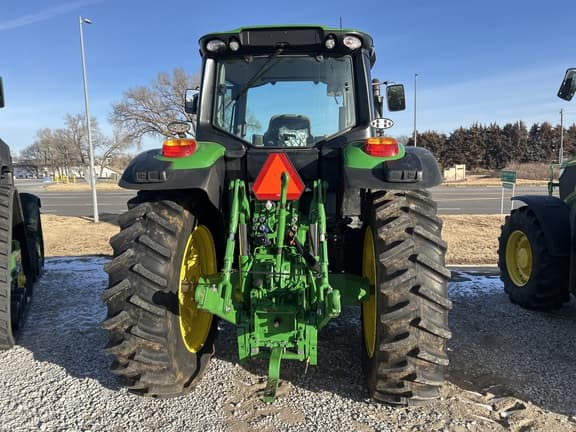 Image of John Deere 6175M equipment image 4