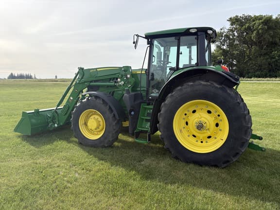 Image of John Deere 6175M equipment image 3