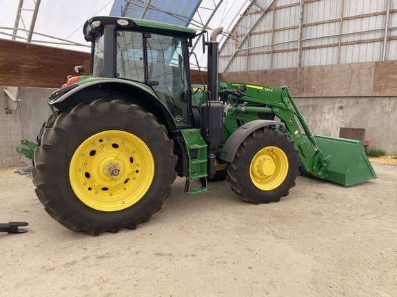 Image of John Deere 6175M equipment image 2