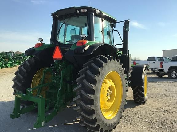 Image of John Deere 6175M equipment image 3