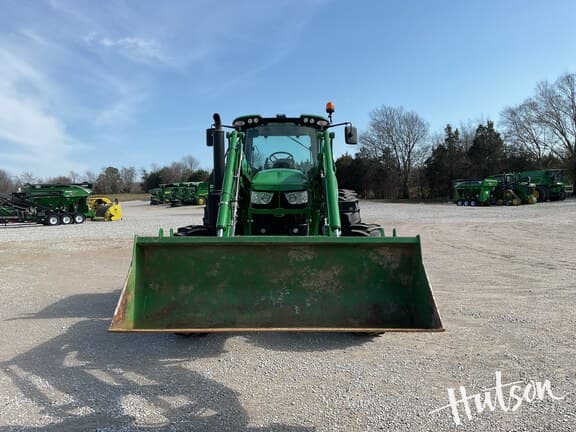 Image of John Deere 6175M equipment image 4