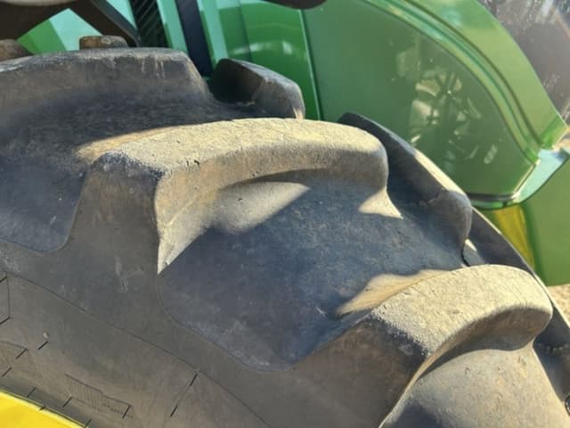 Image of John Deere 6175M equipment image 3