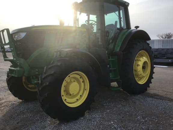 Image of John Deere 6175M equipment image 2