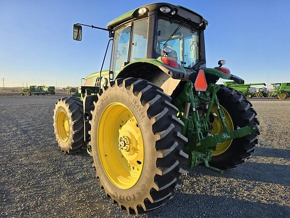 Image of John Deere 6175M equipment image 2