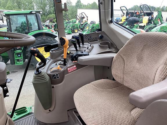 Image of John Deere 6175M equipment image 1