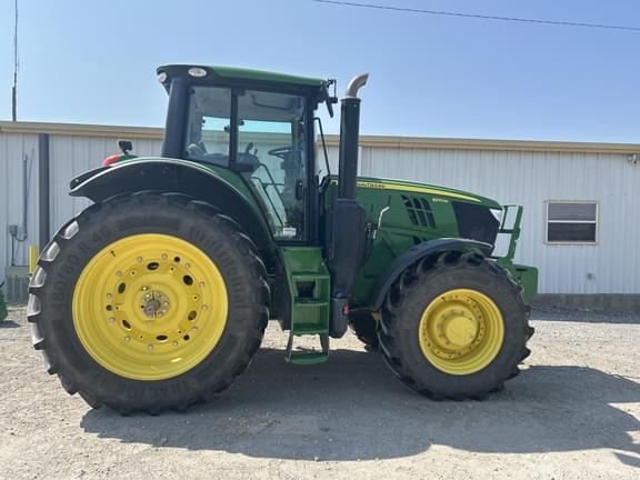 Image of John Deere 6175M equipment image 4