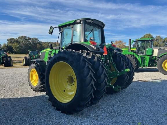 Image of John Deere 6175M equipment image 4