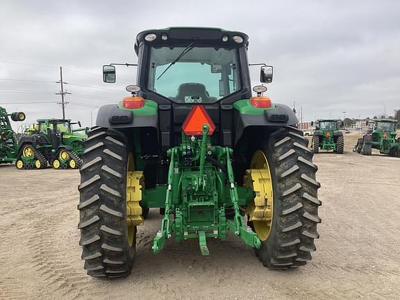 Image of John Deere 6175M equipment image 4