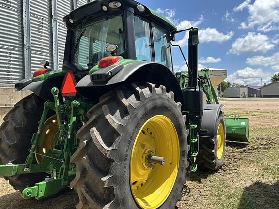 Image of John Deere 6175M equipment image 4