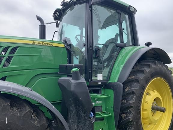 Image of John Deere 6175M equipment image 4