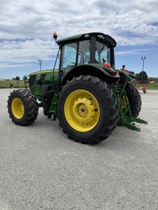 Image of John Deere 6175M equipment image 4