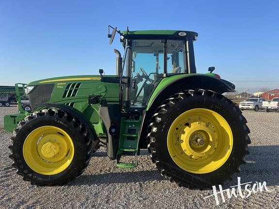 Image of John Deere 6195M equipment image 4