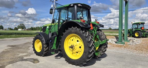 Image of John Deere 6195M equipment image 3