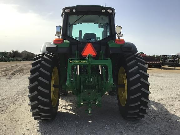 Image of John Deere 6195M equipment image 4