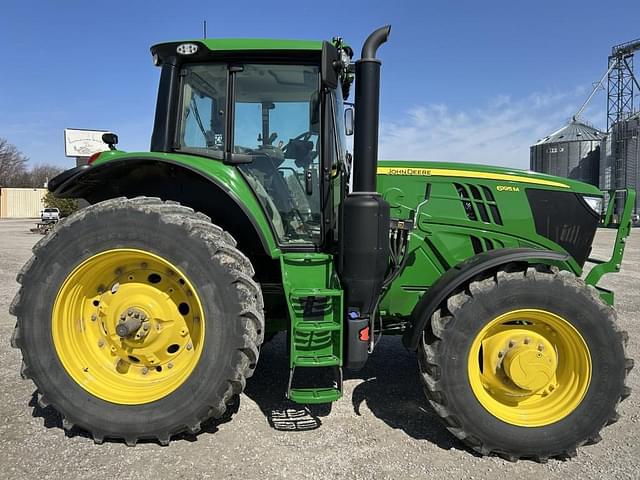 Image of John Deere 6195M equipment image 3