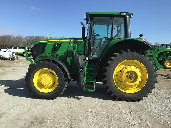Image of John Deere 6195M equipment image 2