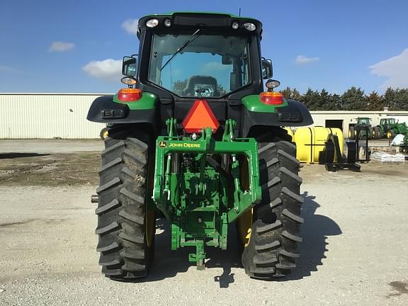 Image of John Deere 6195M equipment image 4