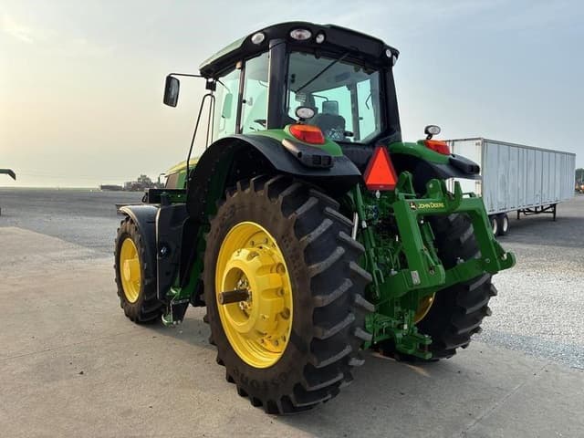 Image of John Deere 6195M equipment image 4