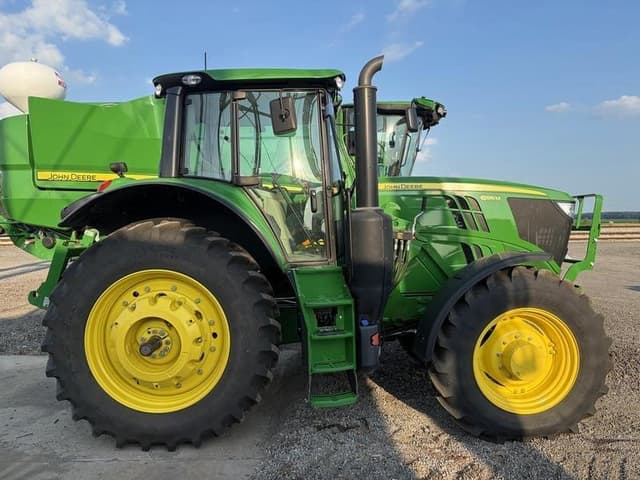 Image of John Deere 6195M equipment image 1