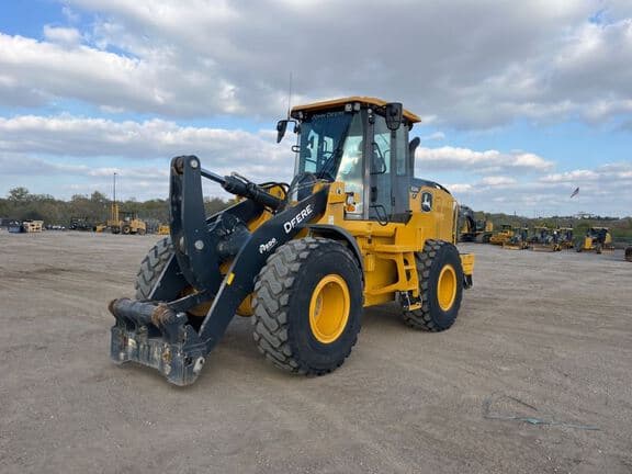 Image of John Deere 624P Primary image