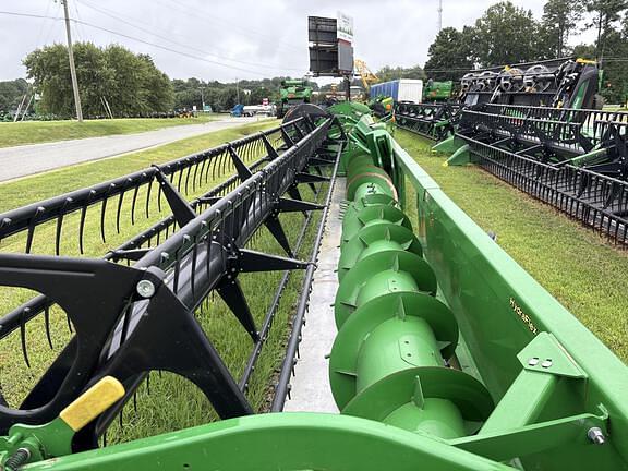 Image of John Deere 630F equipment image 1
