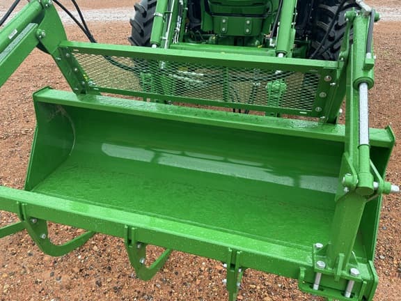 Image of John Deere 640R equipment image 2